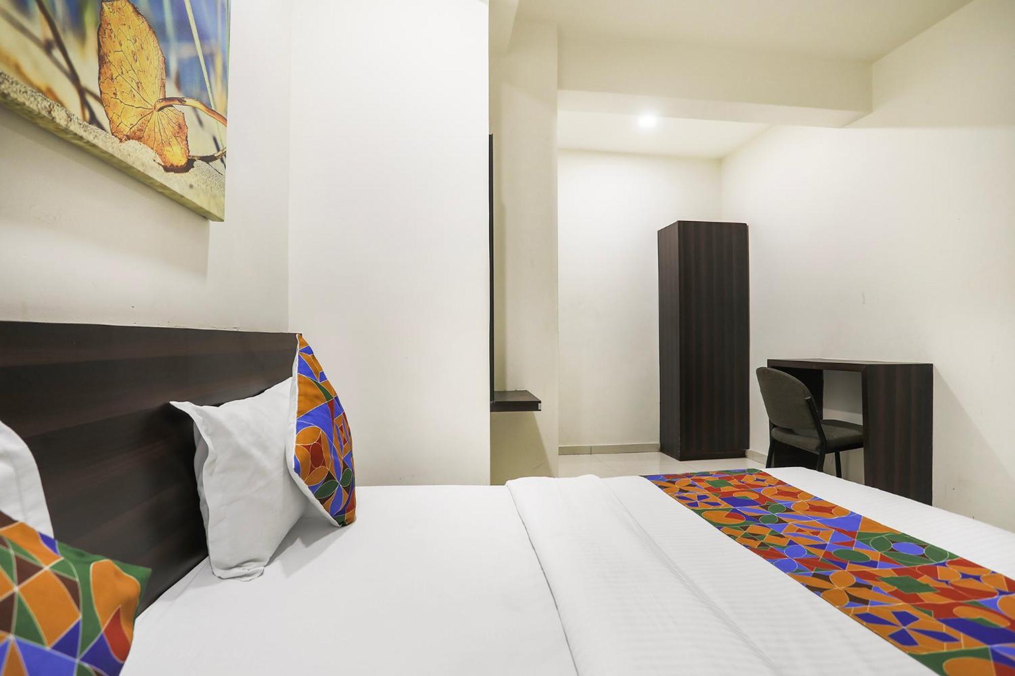 Fabhotel Sk ラージコート エクステリア 写真