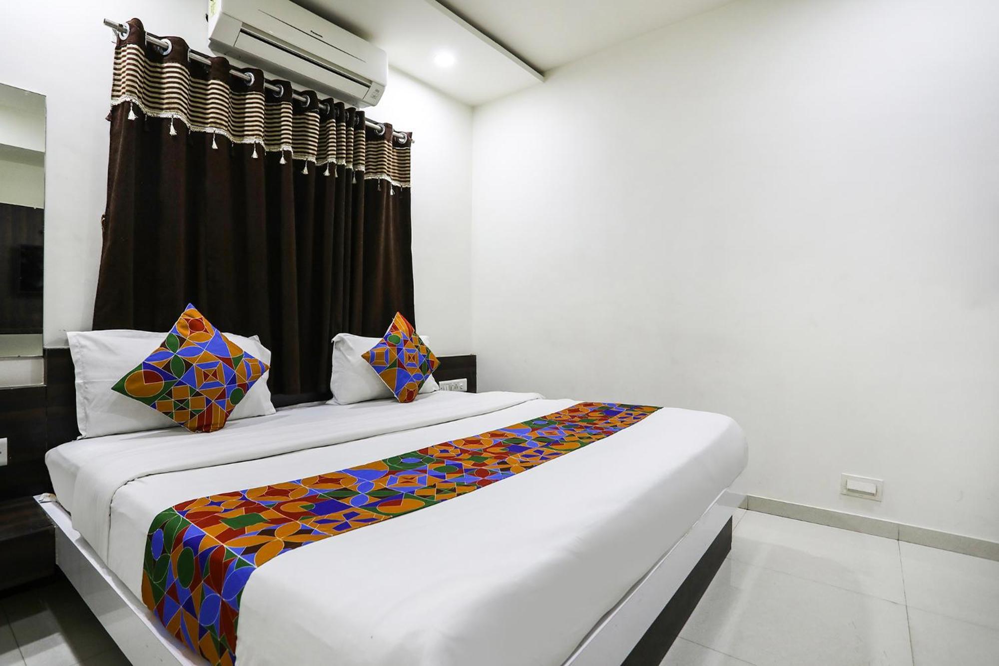 Fabhotel Sk ラージコート エクステリア 写真